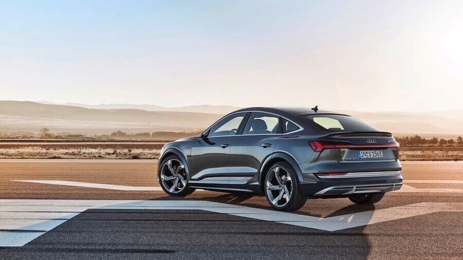 Audi e-tron S Sportback-3