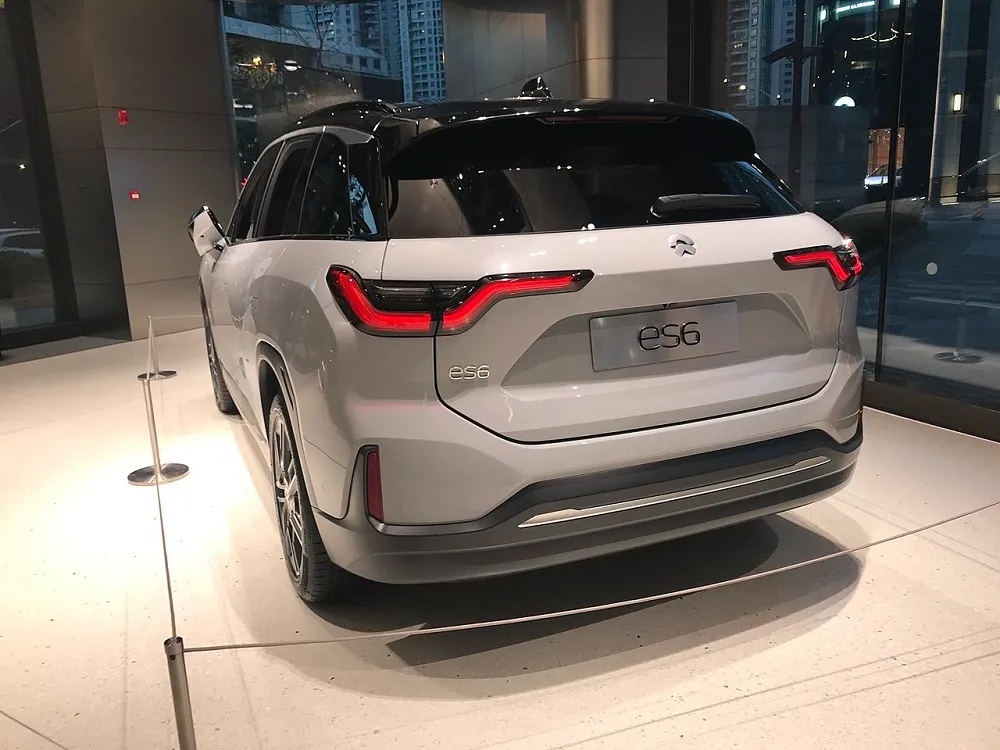 NIO ES6 BACK